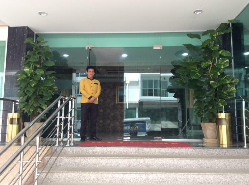 M Soho Danok Hotel Sadao Exterior foto
